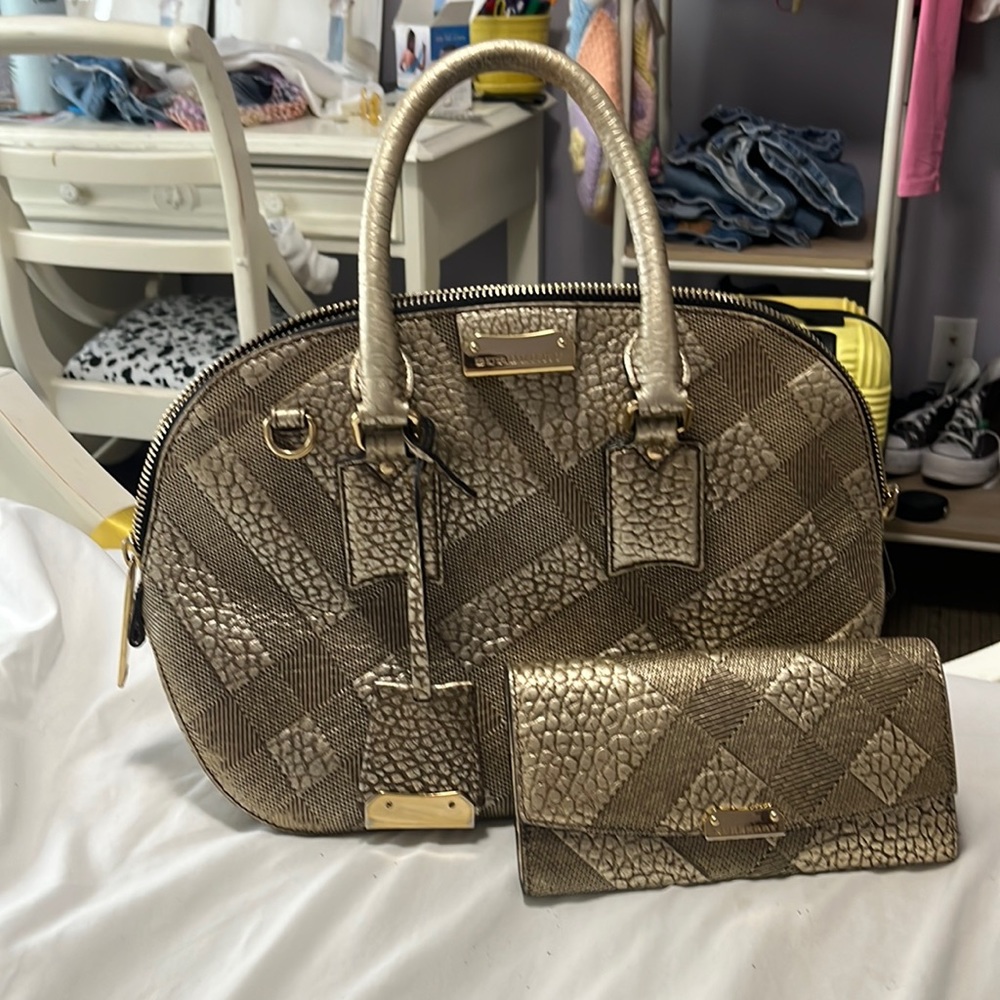 Burberry Gold Heritage Check Embossed Leather Small Orchard Bowler Bag/Wallet